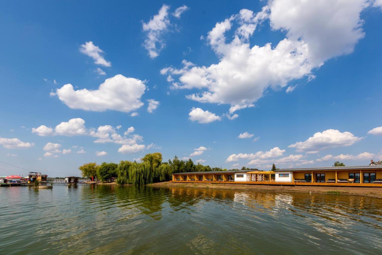 Halfarock Vízi-Erdei Apartmanház Levelek Exterior foto